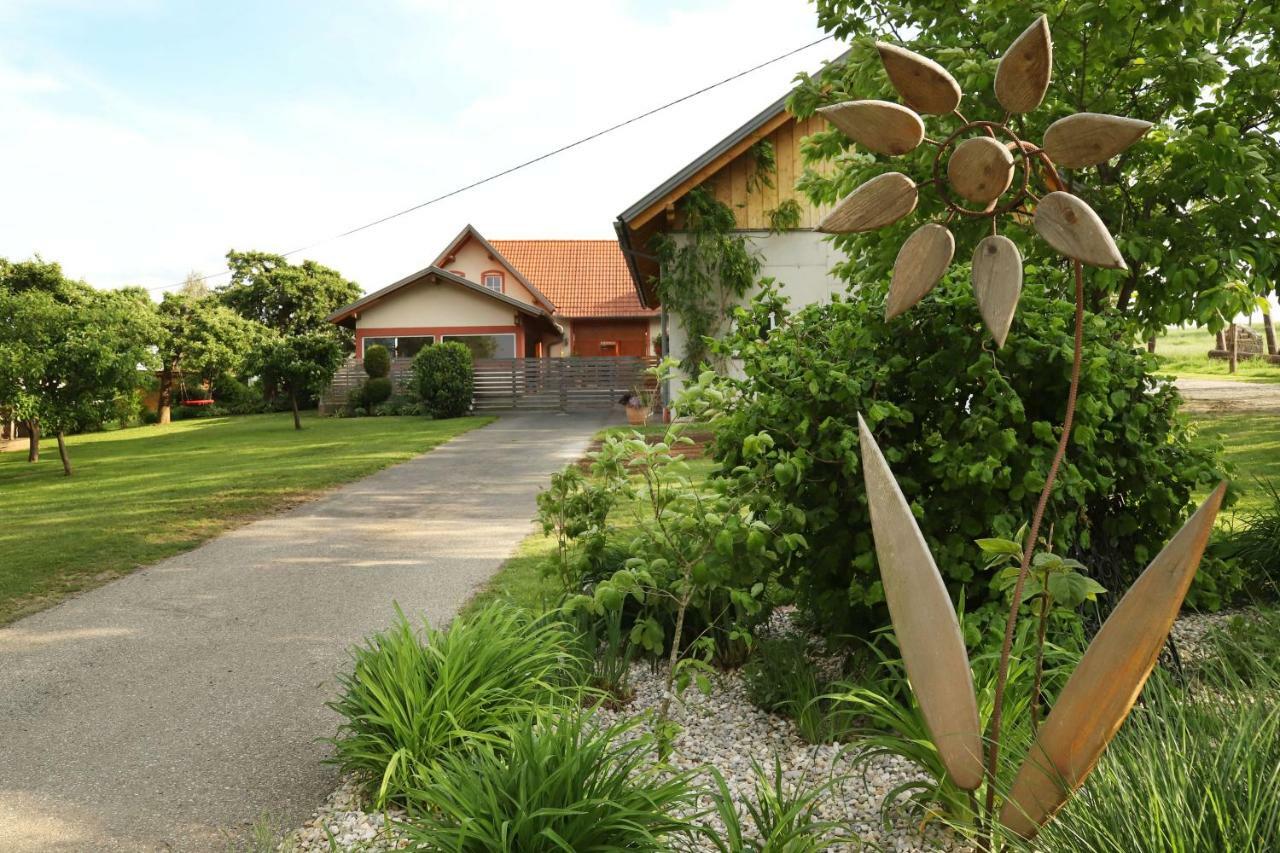 Vila Ferienvierkanthof Brigitte Unterbuch Exteriér fotografie